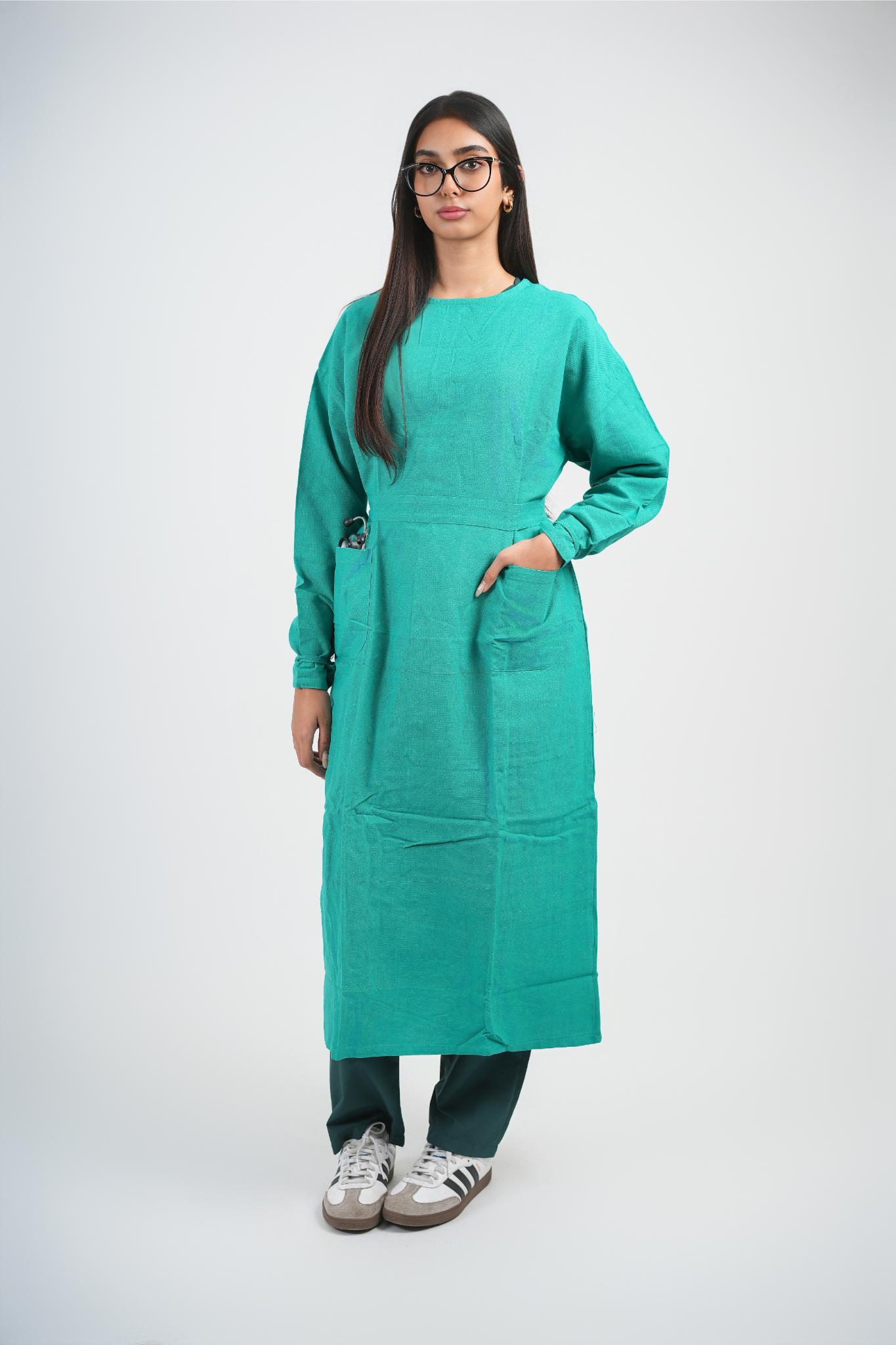 OT Gown – Male/Female | 100% Premium Cotton | Hospital Surgical Gown