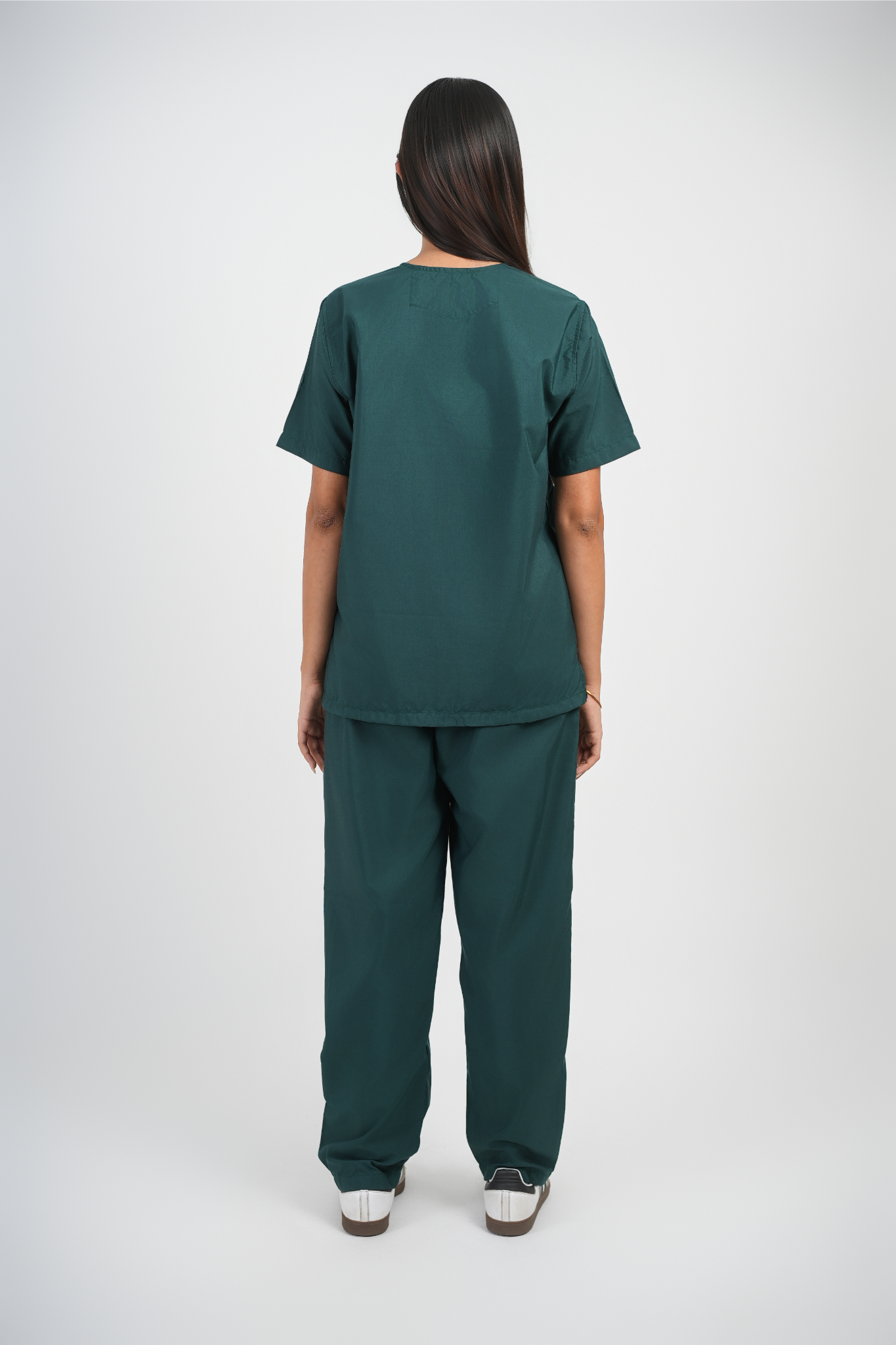 Female Scrub Suit – 5 Pockets | Bottle Green | Comfortable Cotton-Blend Medical Uniform for Women
